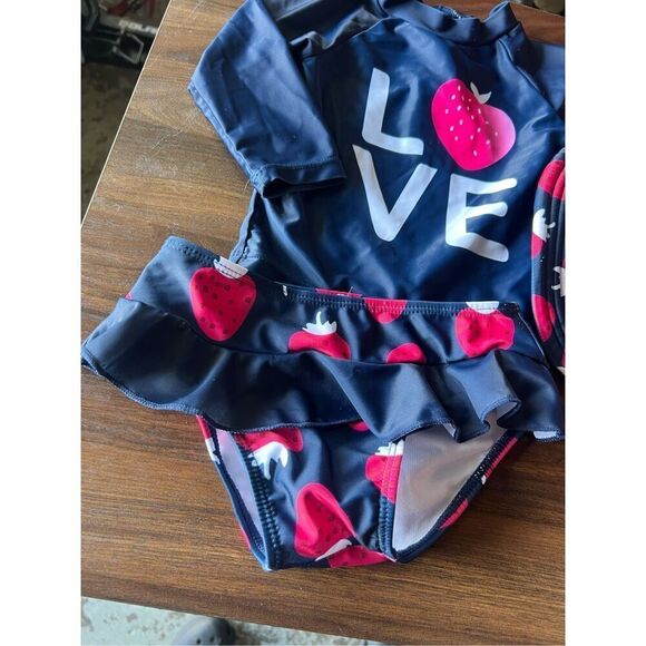 Dolphin Love Strawberry Love 3pc Swimsuit Set Baby Girl Swimsuit Set Size 18 Mon - Picture 2 of 12